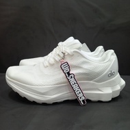 Alo Yoga Runner White Shoes
