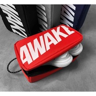 gockman815 AWAKE SHOES BOX กระเป๋าใส่รองเท้า มีหูหิ้ว และสายสะพาย ด้านในมีช่องเก็บของเยอะ เนื้อผ้ากั
