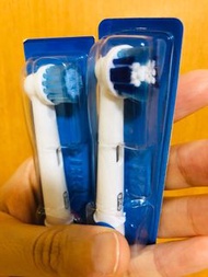 Oral B電動牙刷刷頭1支