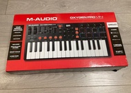 M-AUDIO OXYGEN PRO MINI midi controller