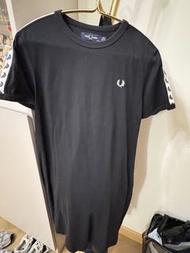 Fred Perry 黑色短袖T恤