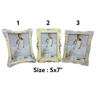 Vintage Frame/Photo Frame 5x7”/8x10”