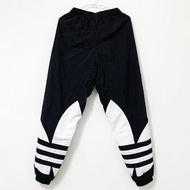 ADIDAS ORIGINALS 經典復古 三葉草 三線 大LOGO 慢跑 籃球 休閒 運動 縮口 滑板 風褲 長褲 女版 黑色 34號 FM2620 PNT-W TP0-22 #掰掰舊愛