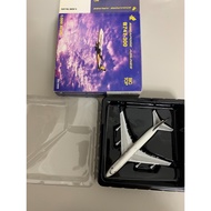 [Ready Stock] Big bird 1/500 Airplane Model Singapore Airlines B747-300