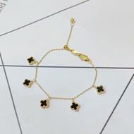 Gold hook 2-modek clo bracelet with 750 Titanium stamp