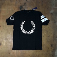 Kaos Fred Casuals