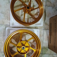 velg racing tapak lebar RCB forged forget rim pnp Kawasaki ninja 250R karbu fi old new ninja 250 z25