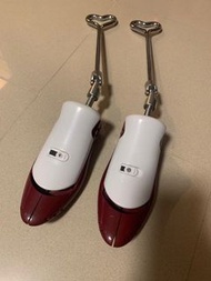 撐鞋器
