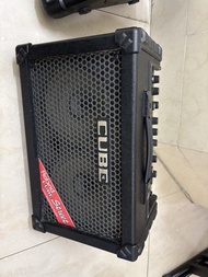 Roland cube busing amp