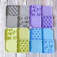 4 Squared licked Mat for Pets