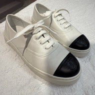 chanel香奈兒 小白鞋 全新