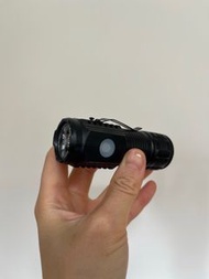 YUNNILIGHT LED 手電筒 8.5cm長 3段光