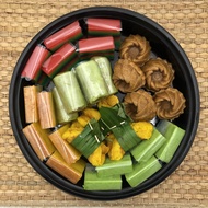 [Rainbow Lapis] Heritage Nonya Kueh Platter 30pc