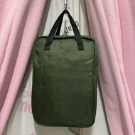 Tab bag. small laptop case. preloved bag