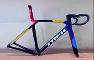 Trek Madone SLR team 崔克馬東隊版頂級碳纖維公路車架含碳纖維一體把坐管 disc roadbike