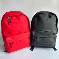 Supreme 全新雙肩斜挎背包