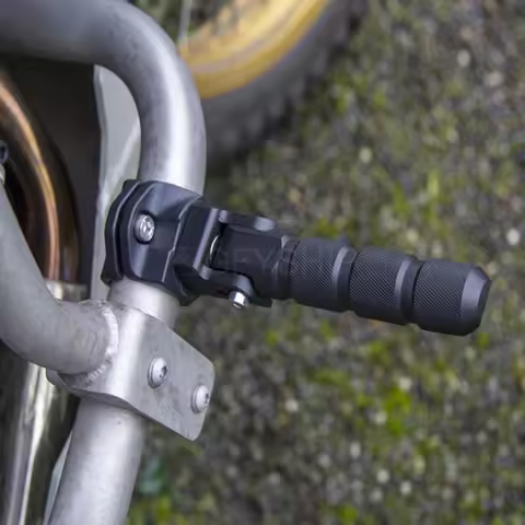 For BMW R1200GS R1250GS R1200RT R1200RS R18 Motorcycle Highway Footrest 360 Rotatable 22mm 25mm 27mm