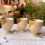 Set of 3 salt and pepper cups