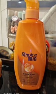 這是飄柔（Rejoice）精萃潤養洗髮露各$40一支.存貨