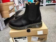 Dr martens 2976 YS glossy chelsea boots