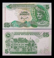 Duit Lama Malaysia Rm5 Siri 7
With Condition : AU+ (1 Pcs)