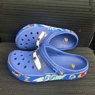 รองเท้าแตะ Crocs Cars Spot 95 สำหรับผู้ชายผู้หญิง - รุ่นคู่รักชายหาดปี 2025