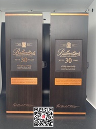 日版 英文版 Ballantine’s 30 years Ballantine30 Blended Scotch Whisky 700ml 有盒 木盒 百齡罈30 蘇格蘭威士忌 母親節 父親節 生日 