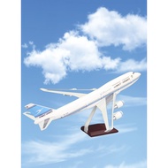 Aircraft Model Ornaments Boeing B747 Kuwait Aircraft Model Gift Ornaments B777 Passenger Aircraft Re