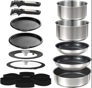 CAROTE 15件組不銹鋼煎鍋套裝，適用於電磁爐和燃氣爐，可用洗碗機清洗，不含PFOA等有害物質，專業級品質，六層結構，奢華設計，輕巧耐用，可拆卸手柄，鈦塗層，滑動順暢，不粘鍋，易於清潔，可放入烤箱