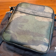 coach經典迷彩斜挎包/兩用/肩背包/斜背包/二手/正品/男女同款