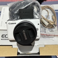Kamera CANON EOS M10 Kit 15-45 - Bekas