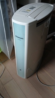 Panasonic 抽濕機 Dehumidifier