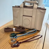 現貨✨️💢韓國 Starbucks x HARRYPOTTER TOTE BAG + 4個吊飾 ✨️  hogwarts   韓國 Starbucks x HARRY POTTER  哈利波特  星巴