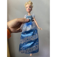 Cinderella doll (slight lip error)
