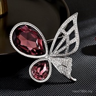 Match Elegant Hundred Luxury Exquisite Elegant Crystal Feel Asymmetric Brooch Butterfly Accessories 