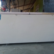 freezer box GEA 700liter