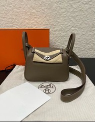 門市現貨 Hermes Mini lindy etoupe phw，togo，stamp G，Hermes mini lindy大象灰銀扣