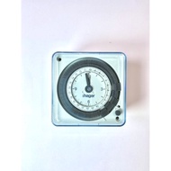 HAGER EH711 24HOURS ANALOG TIMER SWITCH