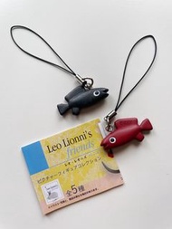 繪本扭蛋Leo Lionni’s Friends 田鼠阿佛與好朋友們  紅黑魚吊飾