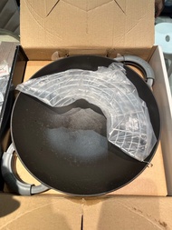 Staub 37cm鐵鑊（全新）