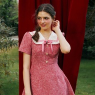 Irene Kira Dress เดรสตัวนี้คือความน่ารักที่ห้ามพลาด! 💕 ดีไซน์ปกใหญ่ตกแต่งโบว์สุดคิวท์