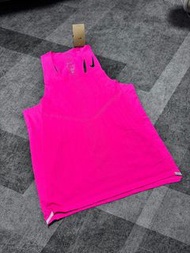 🤩必備運動背心🤩 Sports Vest | 螢光粉超吸睛顯白 | 頂級速乾透氣不悶汗 | Nike Dri-FIT ADV AeroSwift 男子競速跑步背心 | 夜跑反光安全設計 | 馬拉松競速