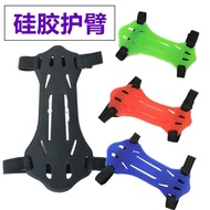 Children s bow and arrow arm guards, shooting and archery sports protective equipment, arrow hall scenic spot, children