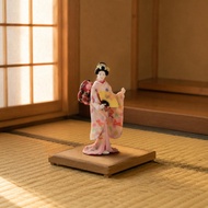3D Printed Geisha Figurine Mini Miniature Scene Kimono Woman Figurine Gift Idea for Model Makers