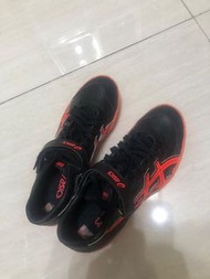 ASICS跳高釘鞋