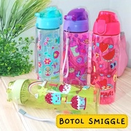 Smiggle Children's Drinking Bottles Colorful Character Smiggle Bottles
