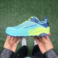 Altra Olympus 6