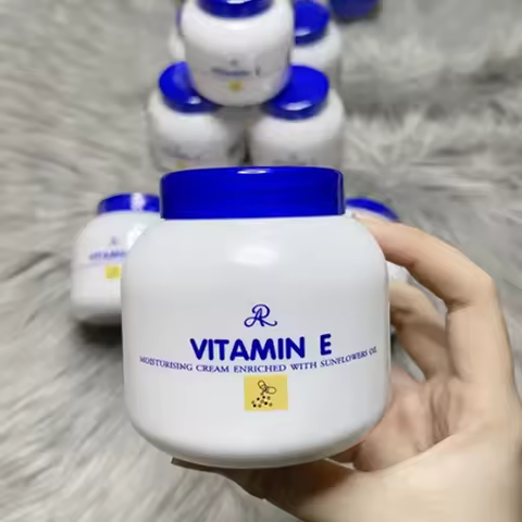 200g AR Vitamin E Body Moisturizer Combat Dryness, Cracks, Wrinkles, Dullness & Dark Spots, Brighten