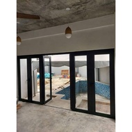 Aluminium folding door