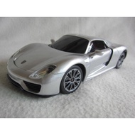 [KENTIM Toy City] 1: 24 PORSCHE 918 Spyder Silver Authorized RASTAR Remote Control Car